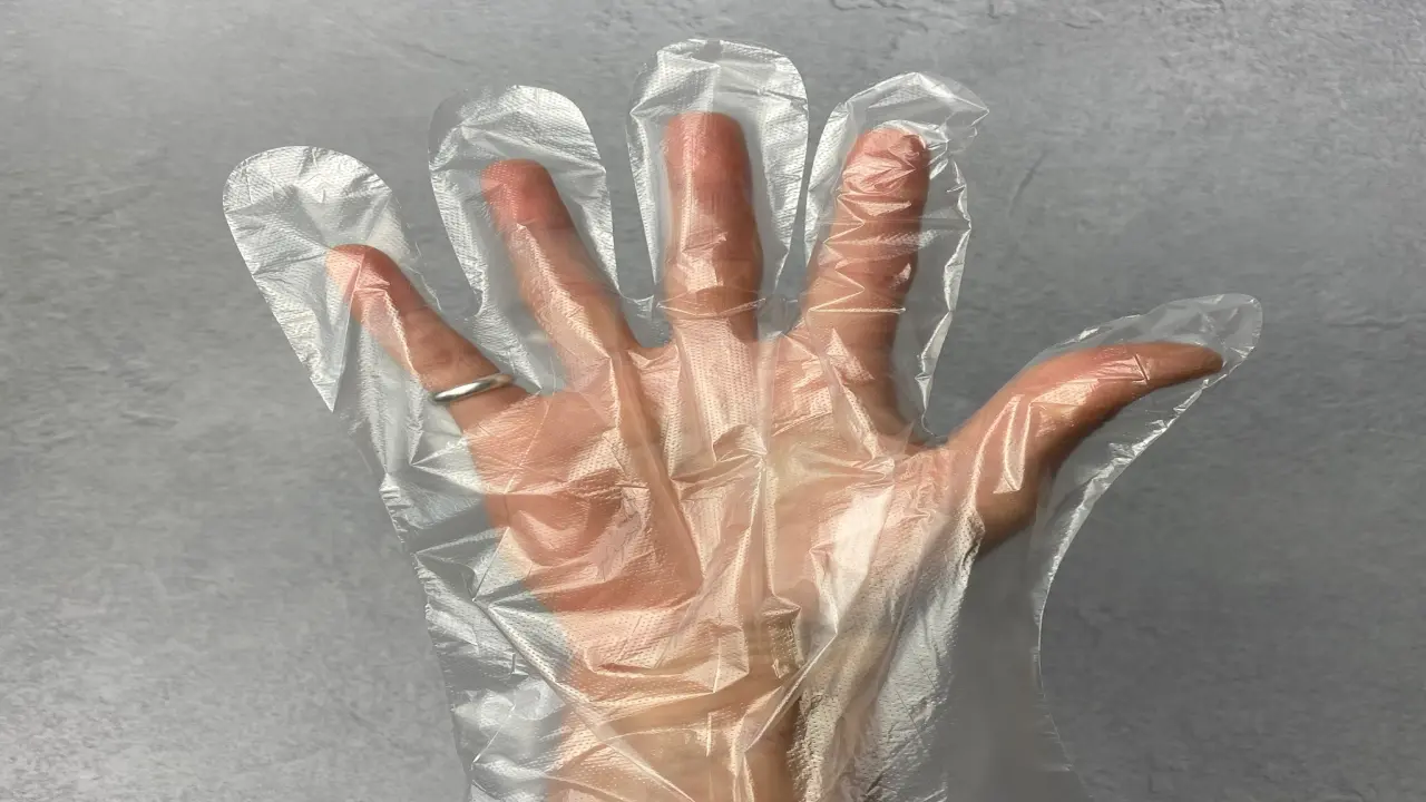 Polythene Gloves